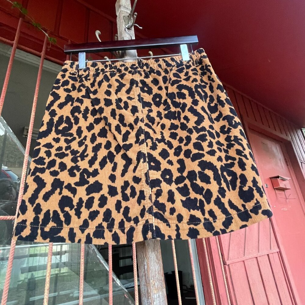 Girl's XL (14/16) Wonder Nation Corduroy Cheetah Mini Skirt - Picture 9 of 16